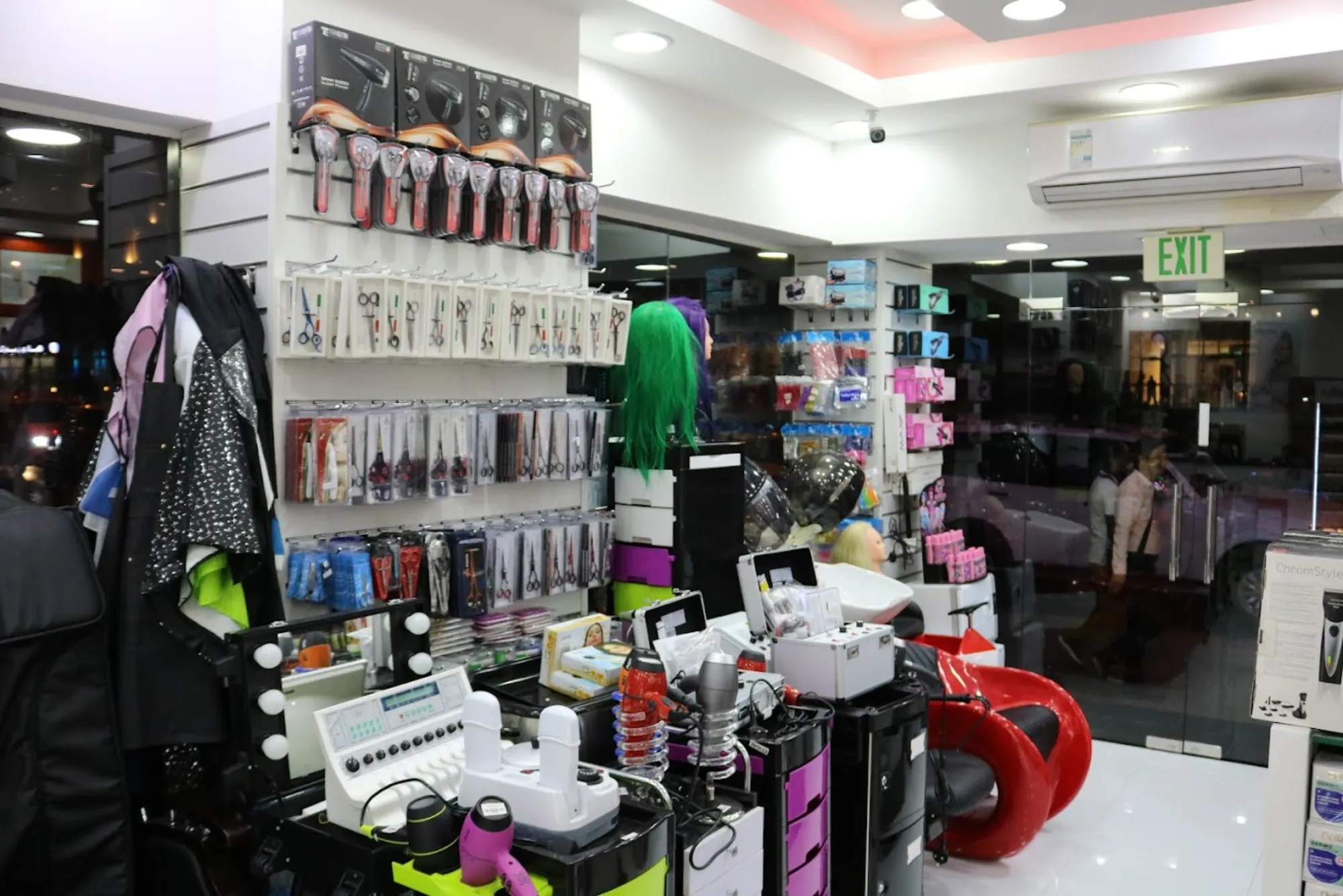 Millia Cosmetics Al Diyafah Branch Dubai