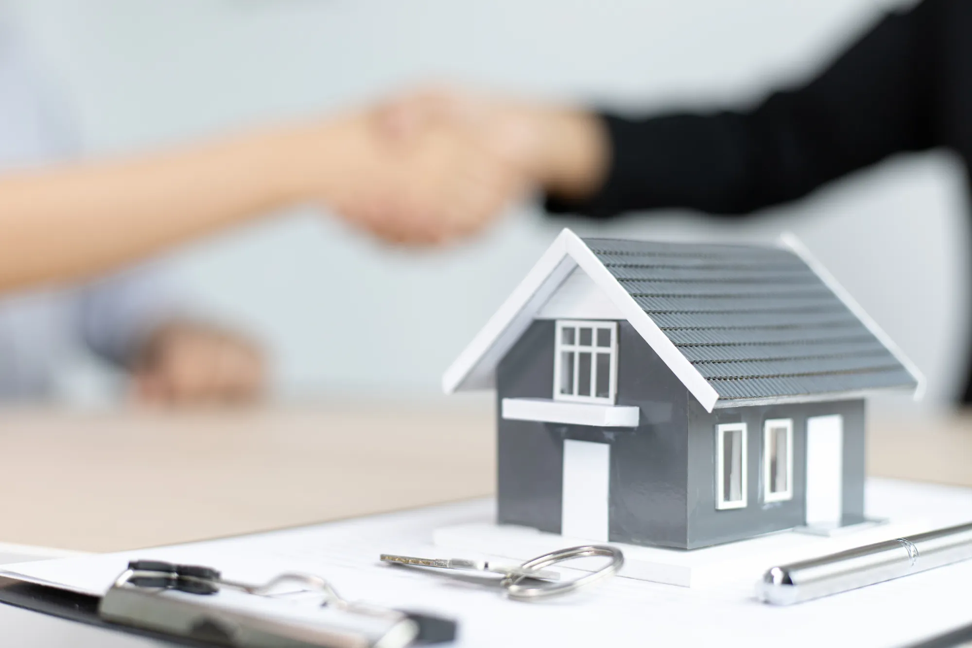 Essential Guide to Buying Real Estate in UAE