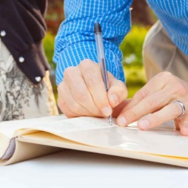 How Guest Posting Helps Dubai Real Estate Brands Grow