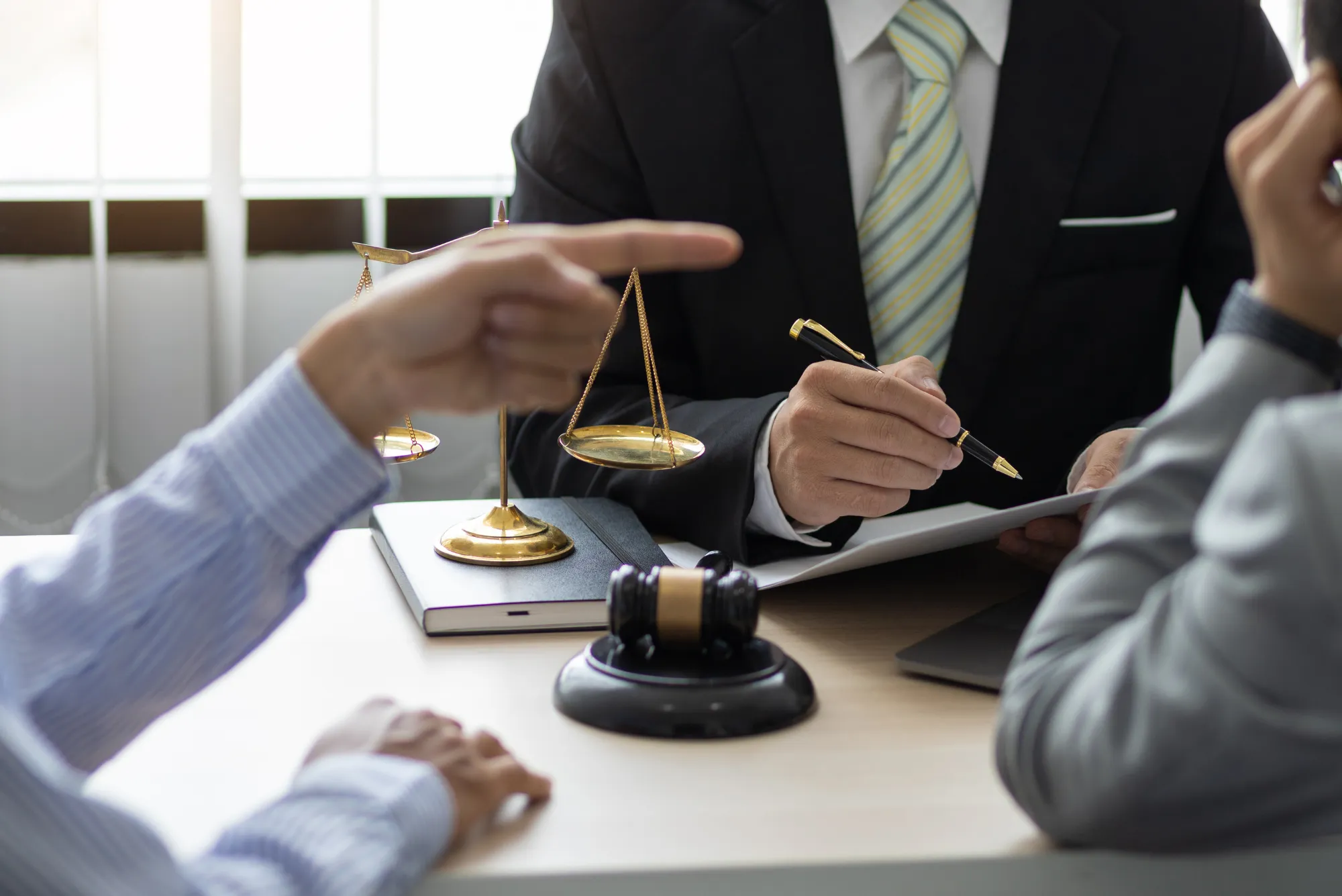 Lawyers in Dubai Assist in Commercial Contract Disputes