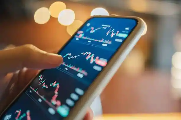 How UAE Residents Can Buy Cryptocurrency Safely and Legally in 2025