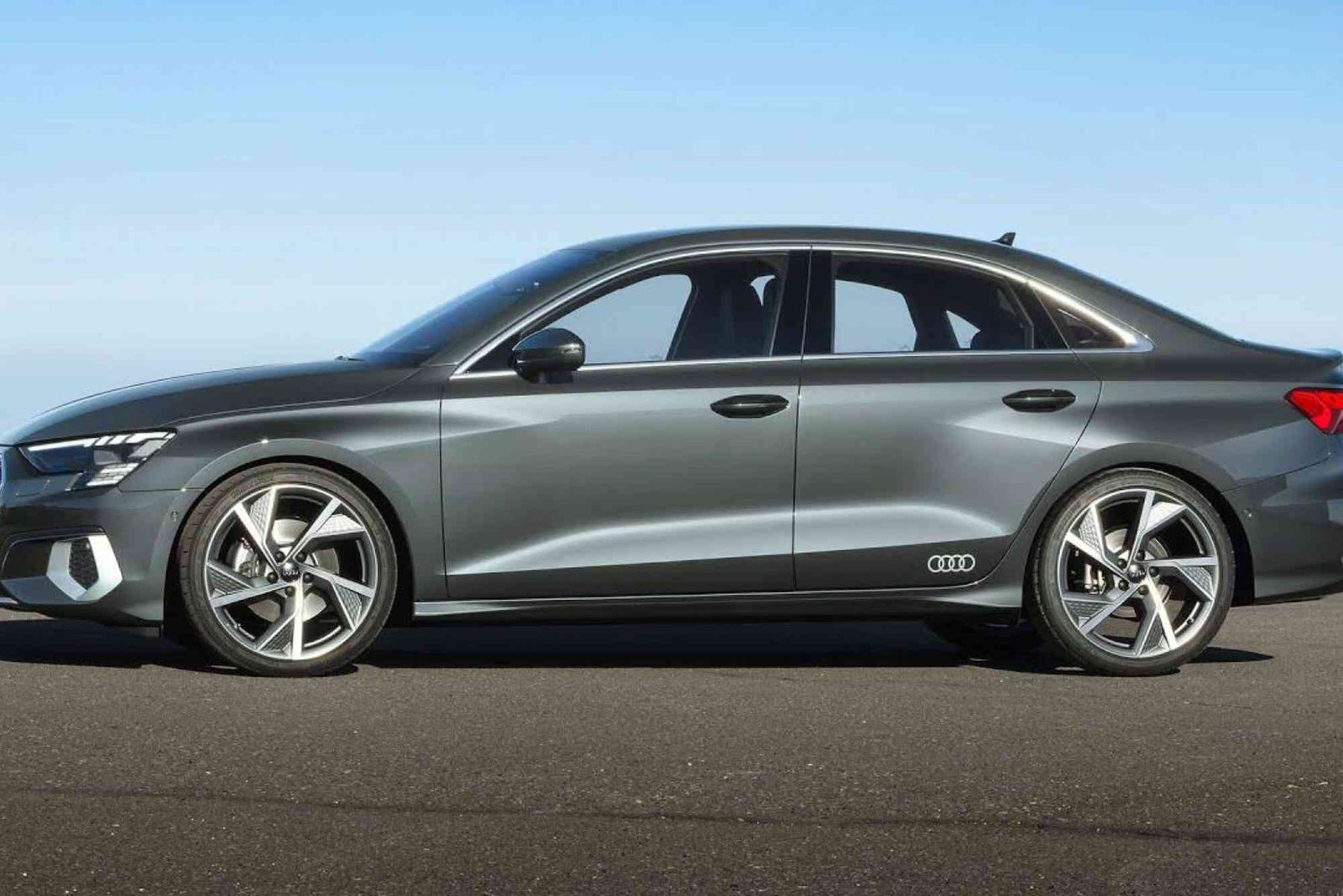 Rent Audi S3 Dubai: Sporty Luxury for City Life, Business Trips, and Weekend Escapes