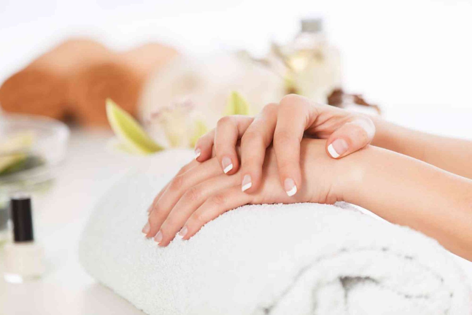 Nails LAB Salon in Dubai A Space for Beauty and Professional Care